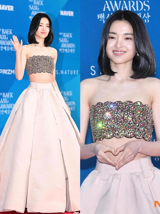 瘦林智妍美得像水蜜桃张娜拉好年轻！ky开元棋牌韩国百想大赏宋慧乔干(图4)